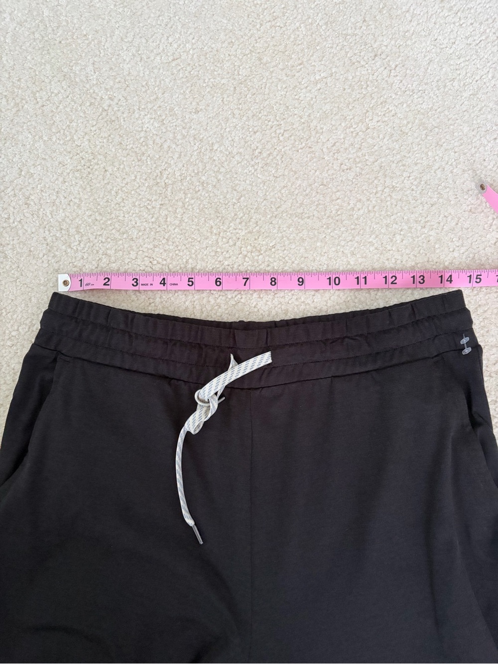 Vuori Womens Pants Halo Essential Wideleg - Picture 5 of 7